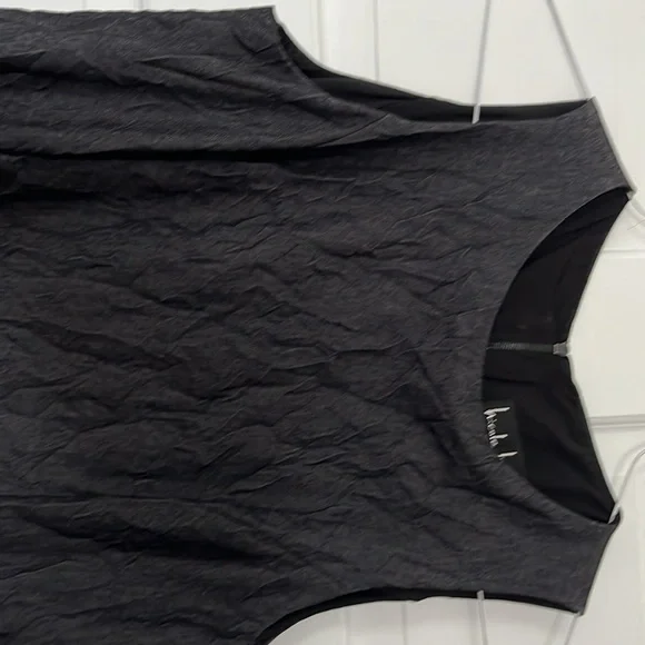 Nicole miller Collection black with a crinkle pattern - Picture 3 of 5